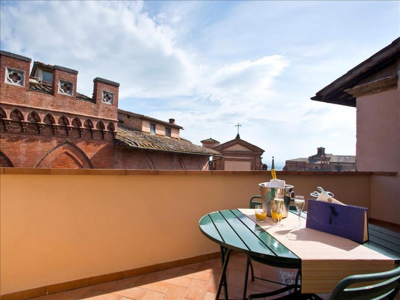 Siena Romantica Eksteriør billede